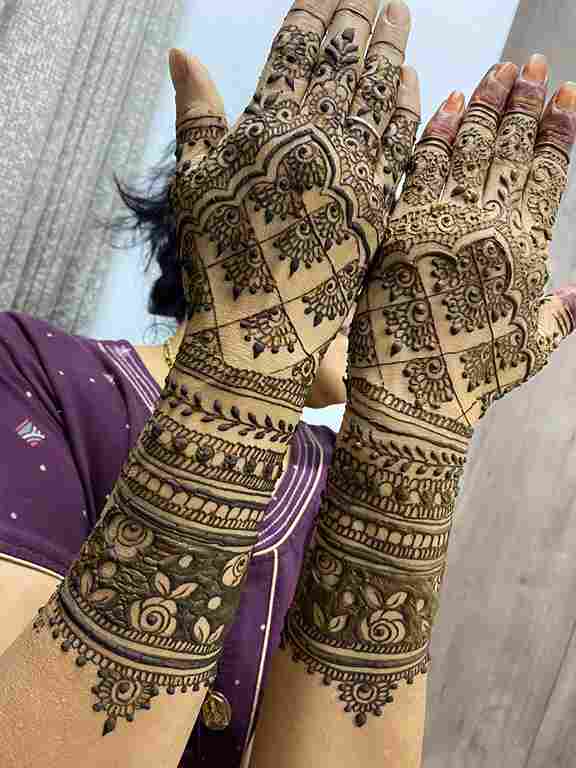Rajasthan Mehindi artist
