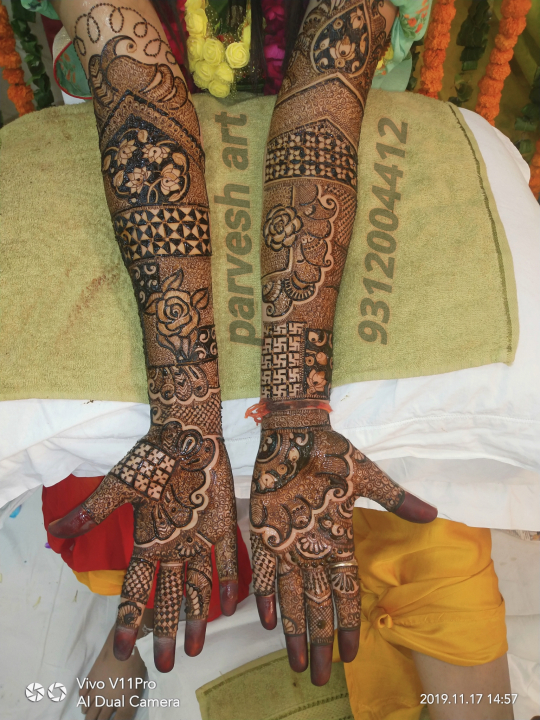 parvesh mehandi arts