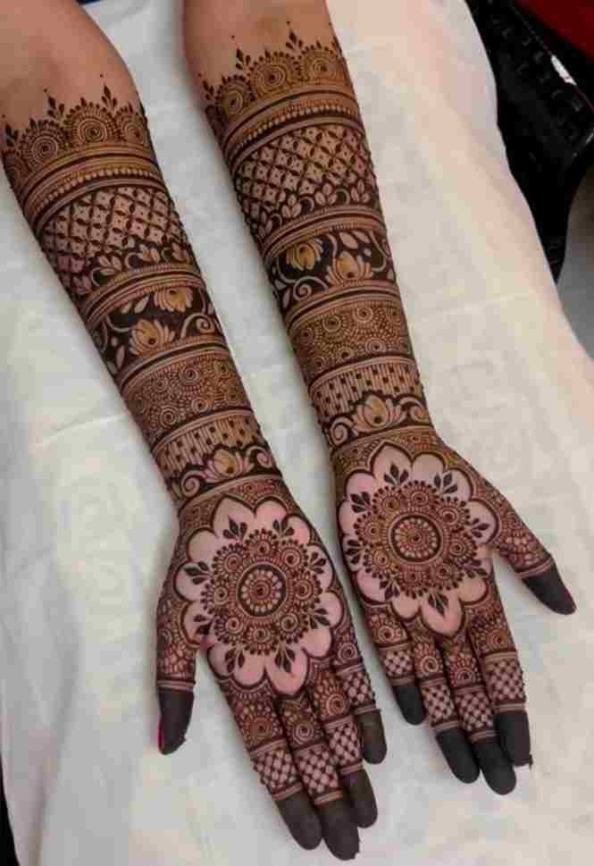 Sony Mehandi Designer